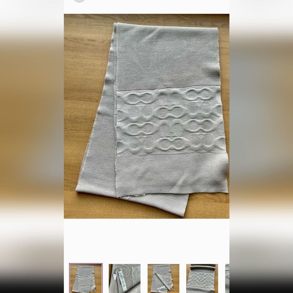 Coach Gray Knit Scarf Retail 125